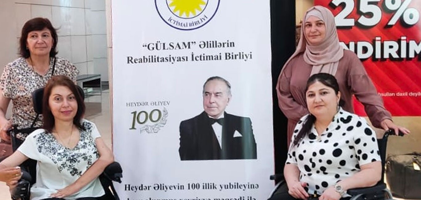 gulsam-lillerin-reabilitasiyasi-ictimai-birliyinin-xeyriyye-meqsedli-satis-sergisi