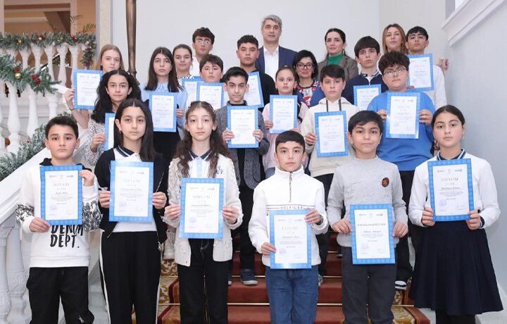 “Gələcəyin mühəndisi” V Respublika müsabiqəsinin qaliblərinin mükafatlandırma mərasimi baş tutub.